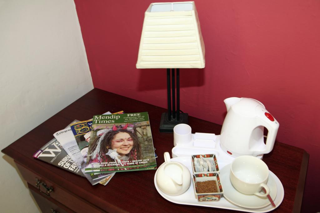 Bed and Breakfast The Beeches Churchill  Екстер'єр фото